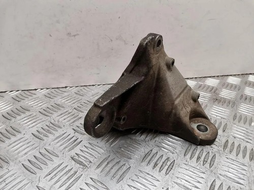 VW PASSAT B5 3B3 Getriebehalter 8D0399114S 1.90 Diesel 96kw 2002 30533520