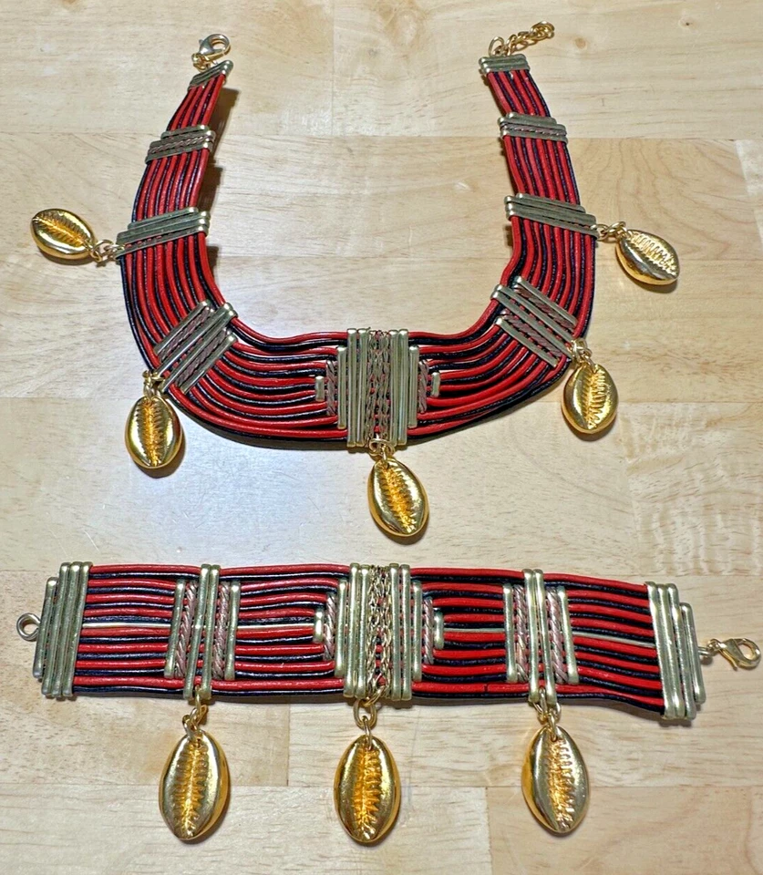 Juego de pulsera collar tribal cuero rojo negro latón dorado concha de cowrie étnica Foto 3 de 4
