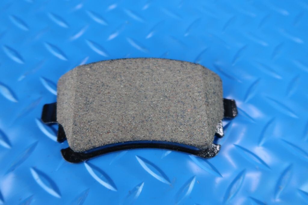Bentley Continental Flying Spur GTC GT front & rear brakes brake pads Low Dust