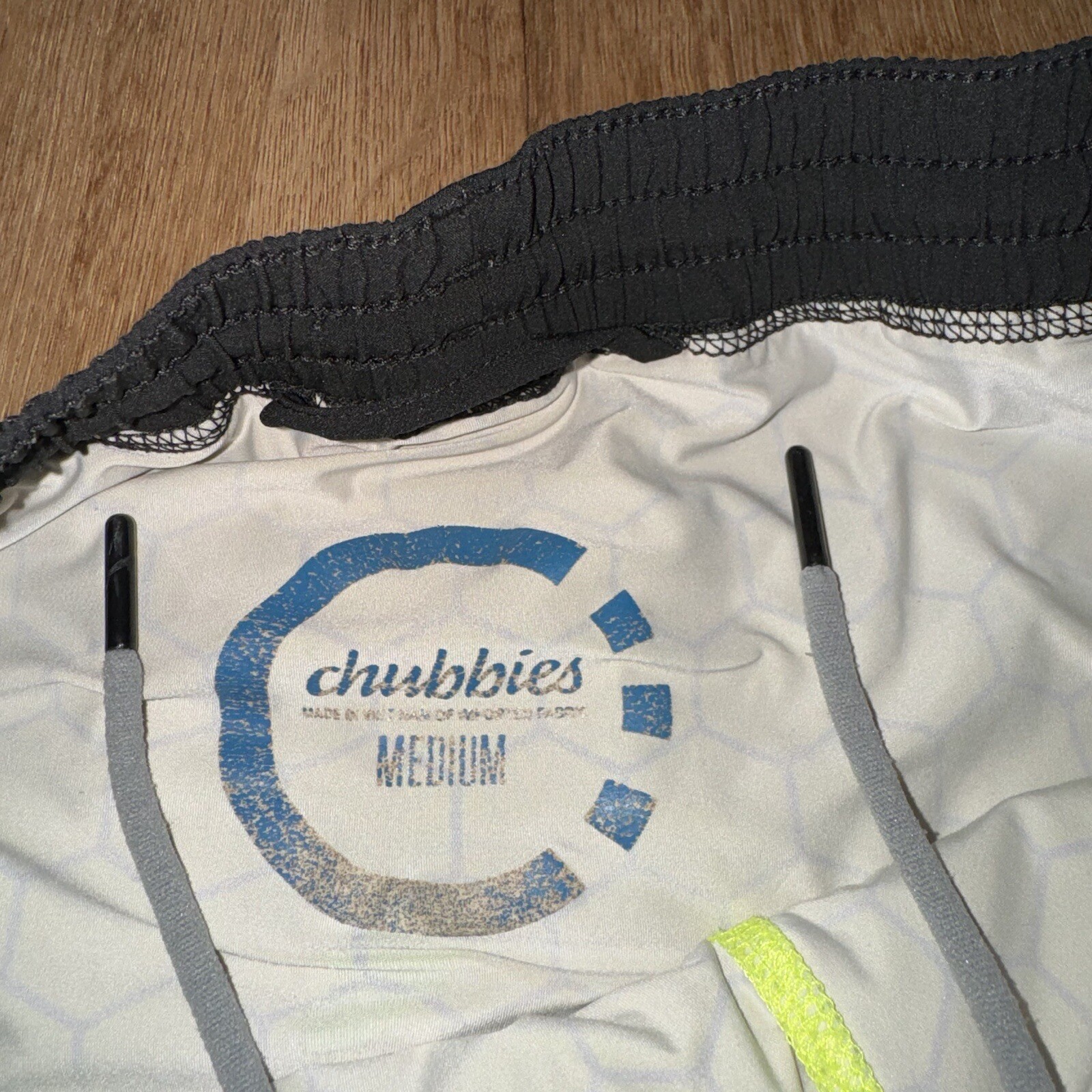 Chubbies Sport Shorts Mens Medium 6.5" Athletic Stretch Compression Liner Black