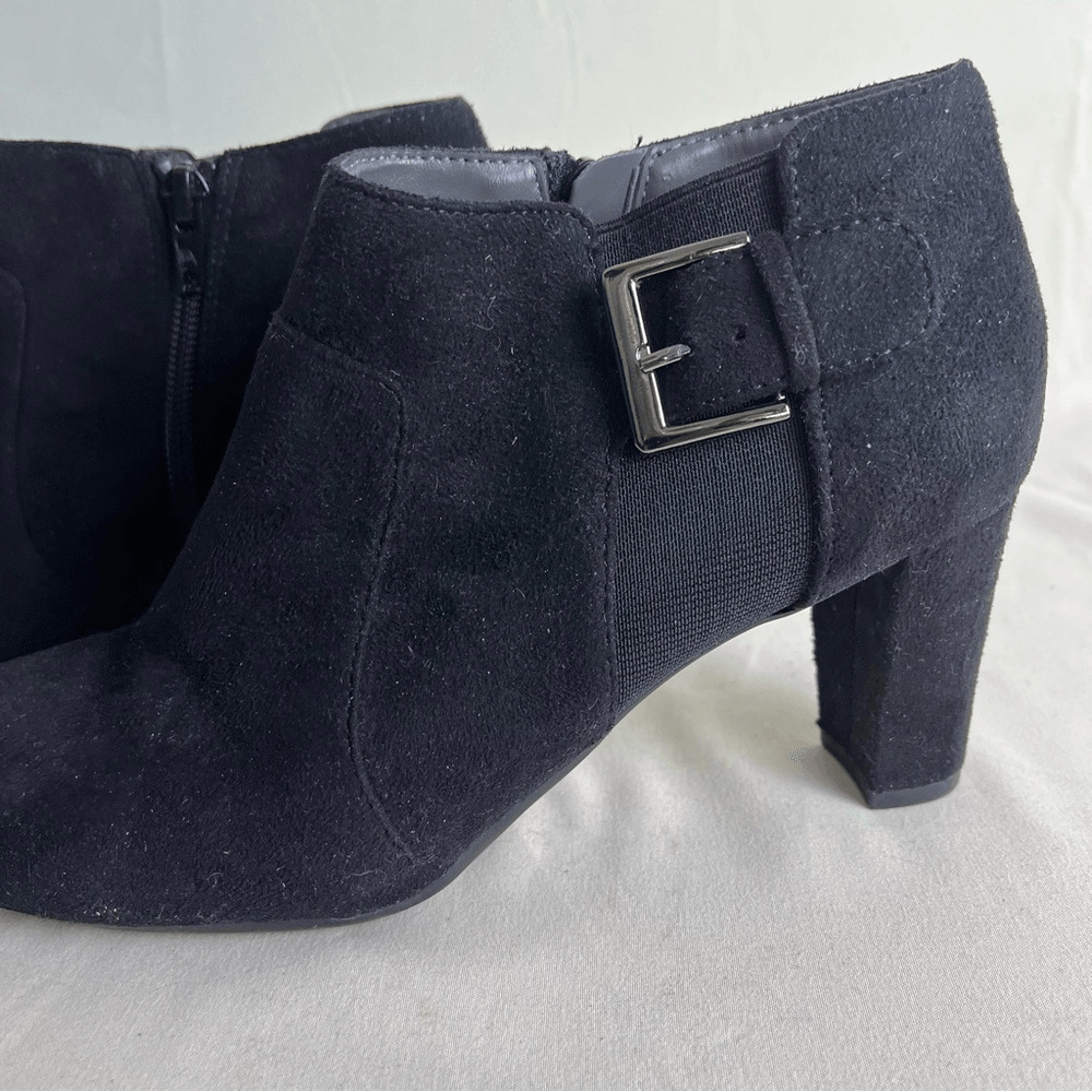Aerosoles Heeled Ankle Booties Stretch Buckle Com… - image 7