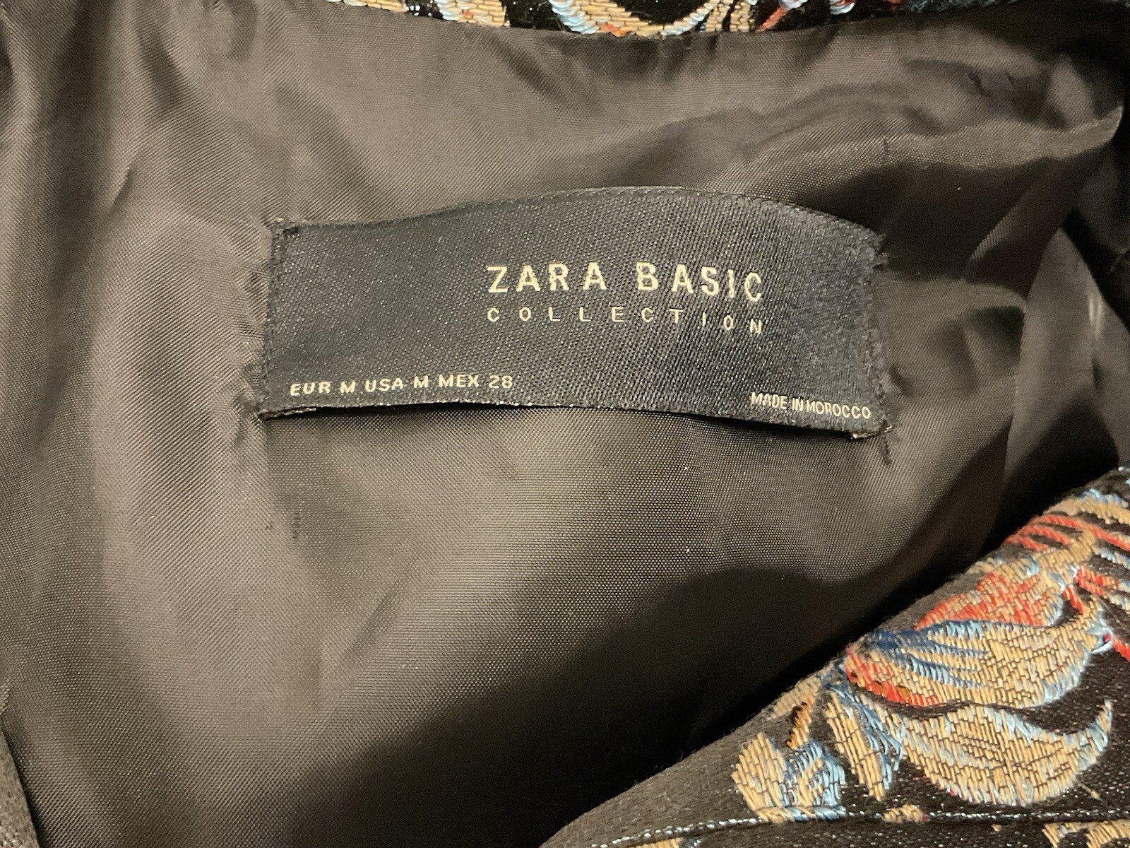 Zara Basic Brocade L/sleeve Jacket Toggle Buttons… - image 4