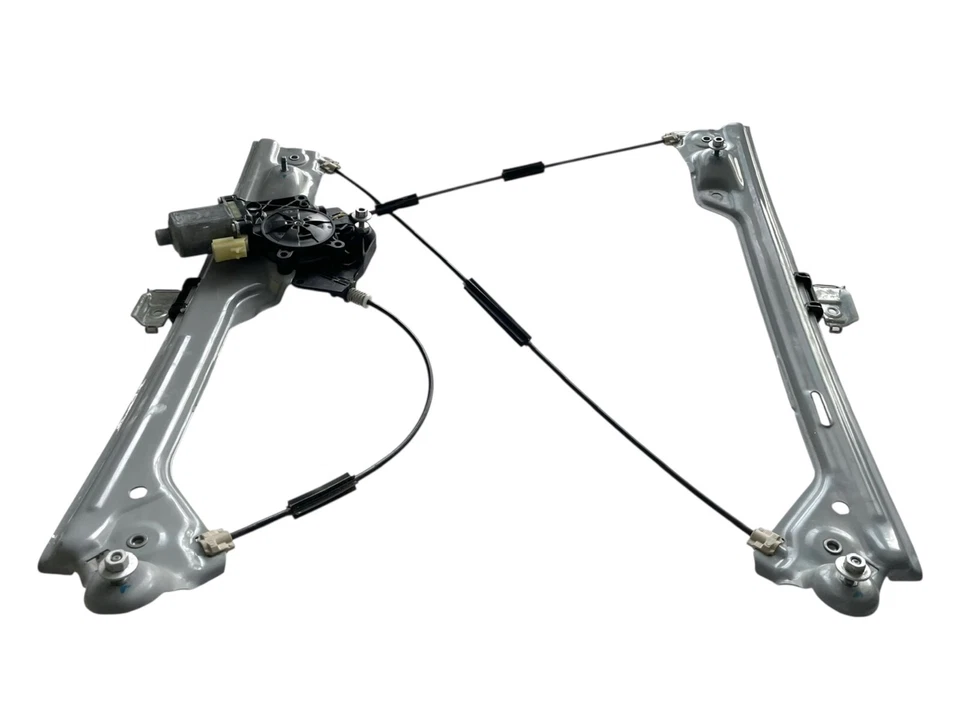 Chevrolet Silverado 2500HD 2017 motor regulador ventana puerta pasajero delantero derecho Foto 2 de 4