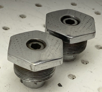 LUCAS TRIUMPH TRIDENT T150 TRIPLE 750 1972 TOP FORK TUBE NUTS CAPS VINTAGE