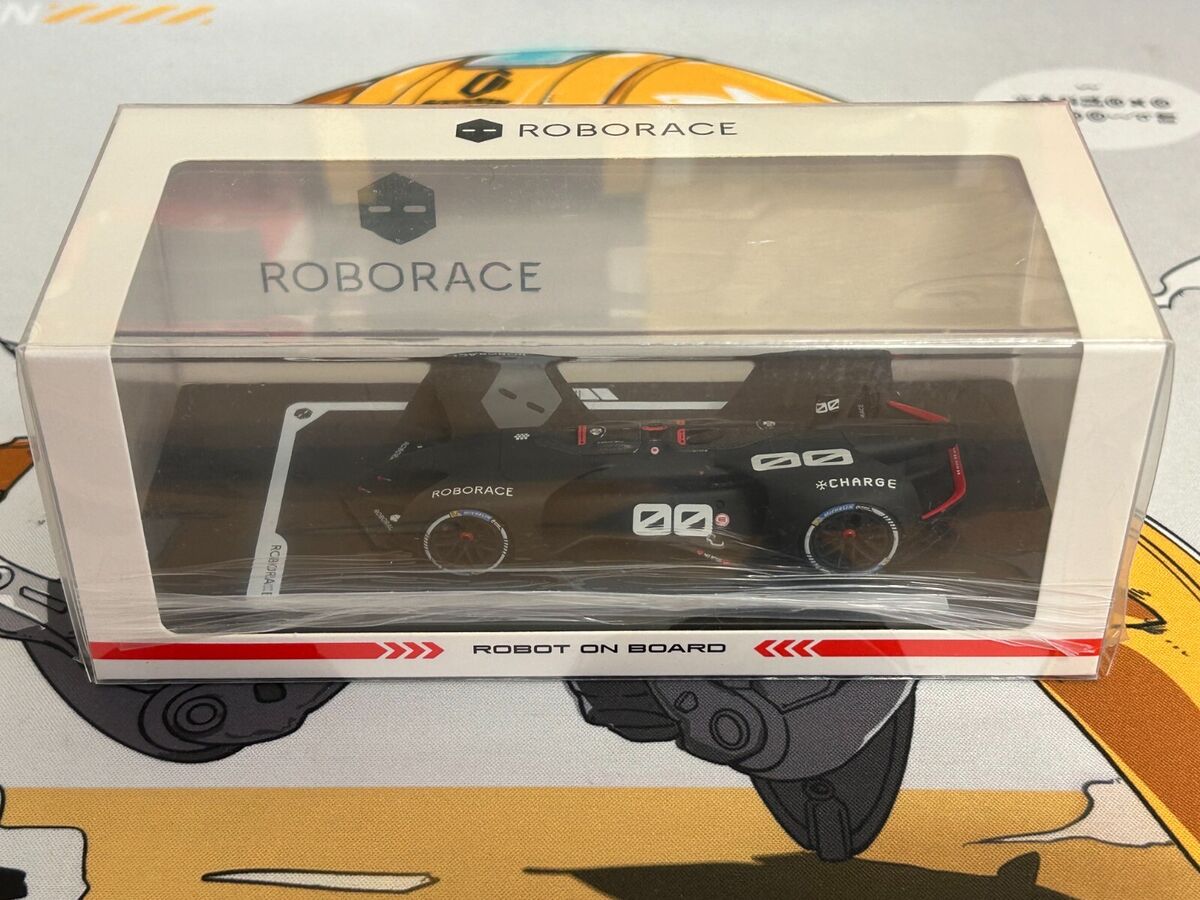 ROBORACE 1/43 Resin Robot On Board Electric Driverless Car ROBORACE 1/43 Resin Robot On Board Electric Driverless Car