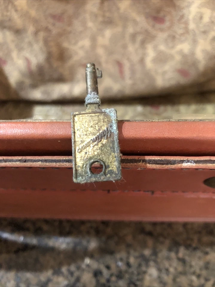 Hartmann Luggage Make Up Case Toiletry Rare Suede Pink Or Salmon Color - Изображение 3 из 4