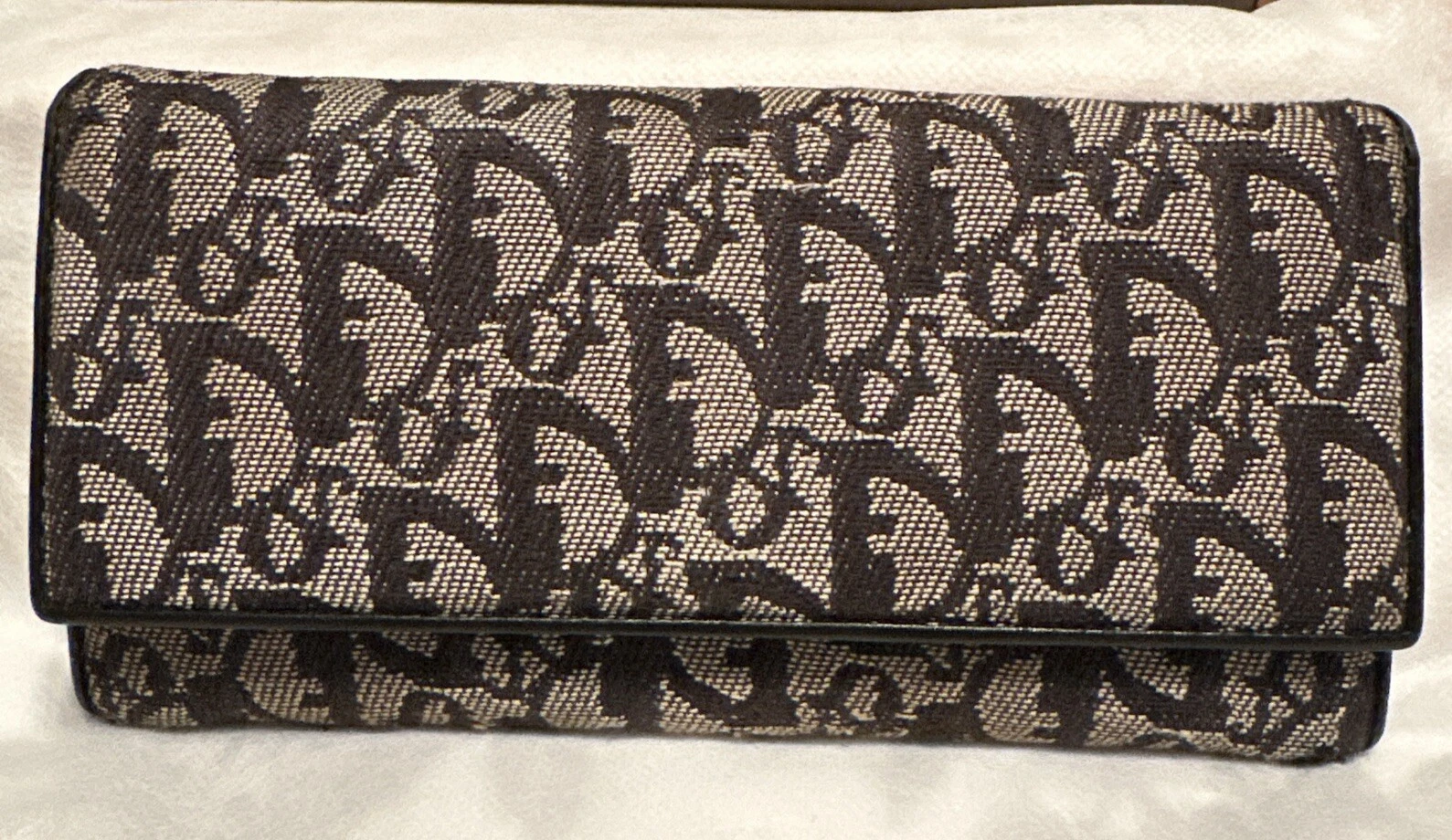 Portefeuille Christian Dior oblique jacquard à rabat long monogramme noir