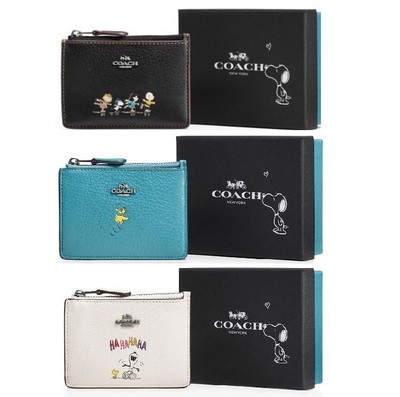 snoopy coach wallet