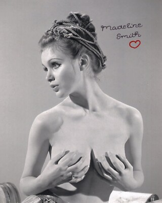 Madeline Smith In Person signed 8x10 Foto + Herz - Herzen für Helden