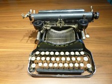 Vintage Smith Corona Folding Portable Typewiter Needs Ribbon As Is Parts Repair thumbnail