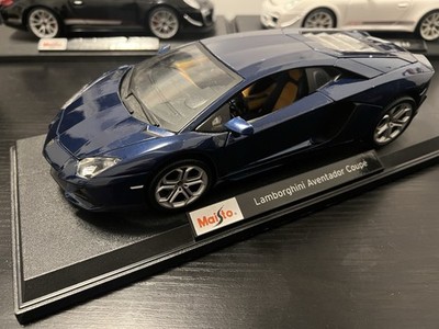 Blue Lamborghini Aventador Coupe 1/18 Diecast Model Car by Maisto Ship From USA