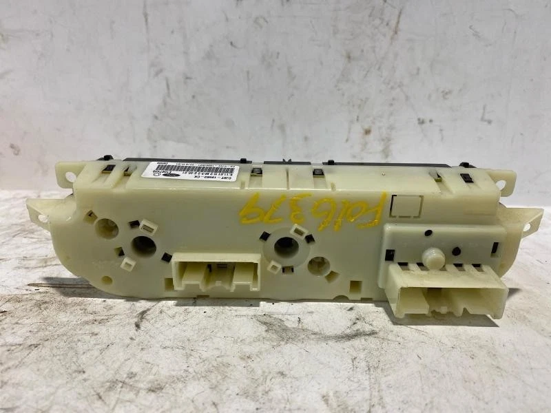 2013-2016 Ford Escape AC Heater Climate Control Temperature Front, manual temper - Image 2 of 3