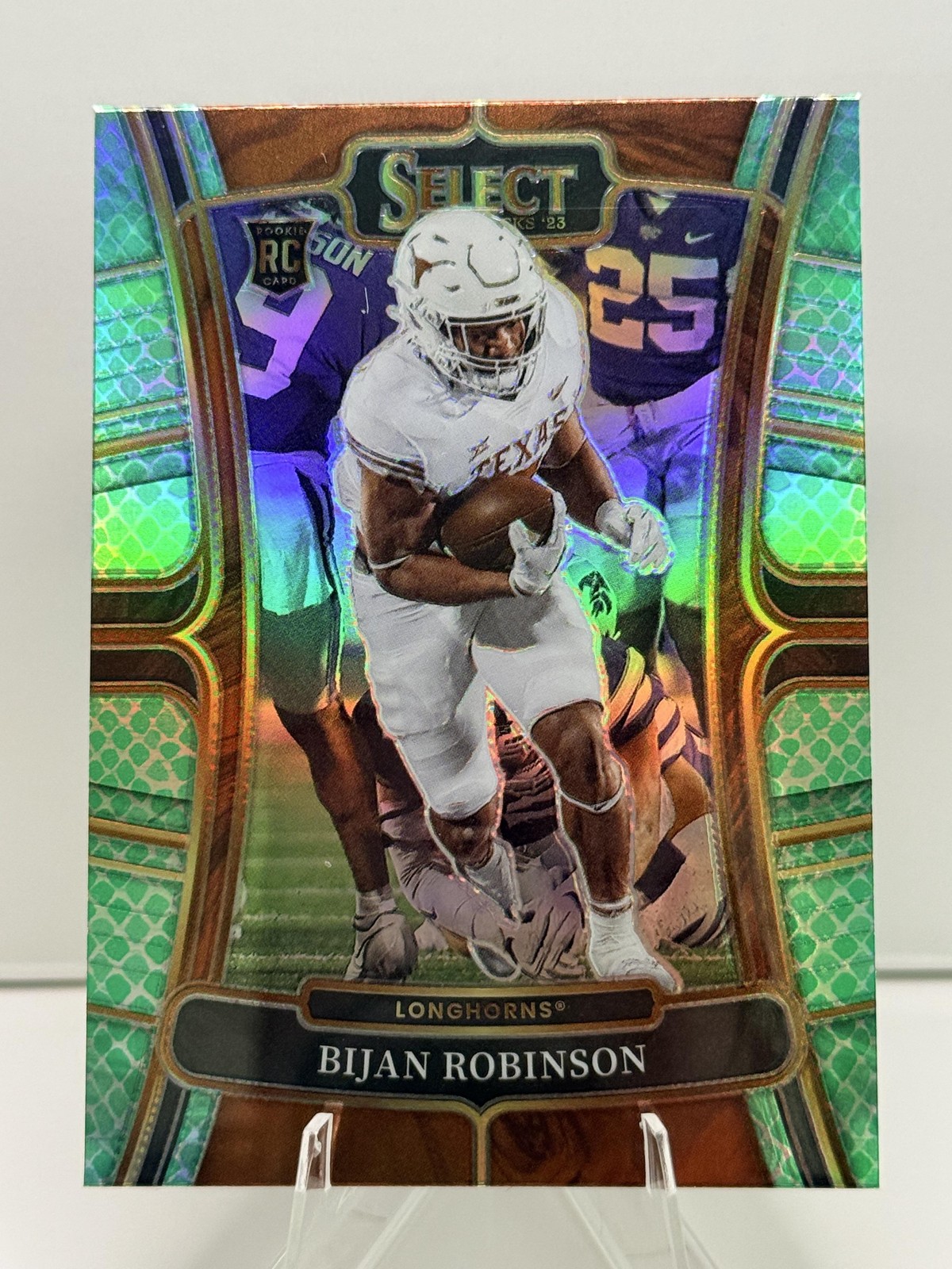 Bijan Robinson ROOKIE - 2023 Panini Select Draft Picks Dragon Scale Prizm #9