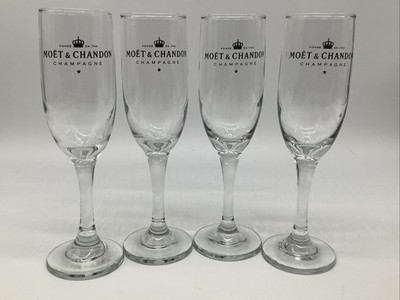 Vintage Moet Chandon Champagne Flutes Set Of 4