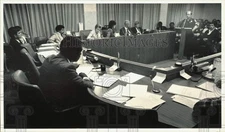 1983 Press Photo Donald Beveridge speaks at Charlotte City Council hearing, NC