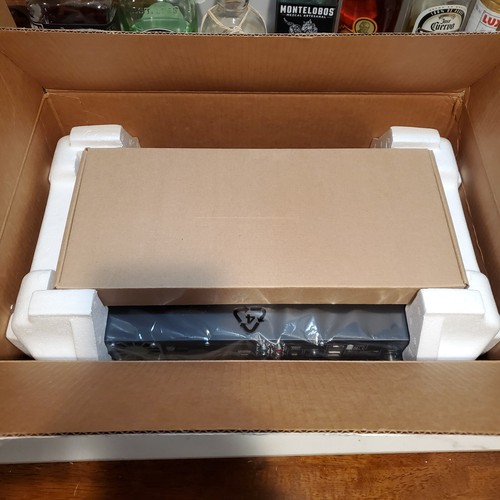 TiVo Premiere Series 4 Model TCD746320 1080p 45 HD Hours - Picture 3 of 4
