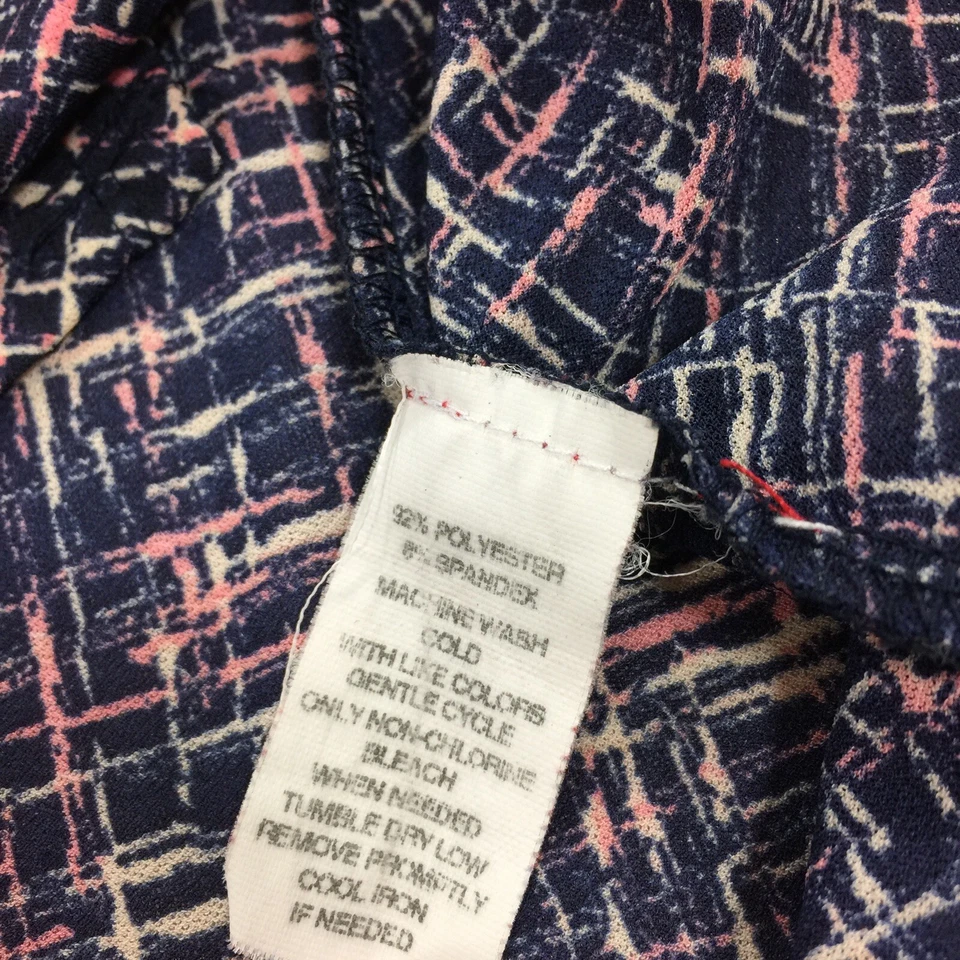 Blusa Elle 3/4 sem mangas estampa geométrica tamanho pequeno rosa creme carreira casual - Imagem 4 de 4