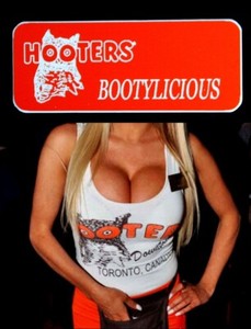 Hooters Uniform Bootylicious Name Tag Pin CASINO DEALER  Rolo Play Holiday 