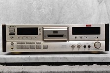Sony DTC-2000ES DAT Deck Digital Audio Tape Recorder For Parts As-Is Japan