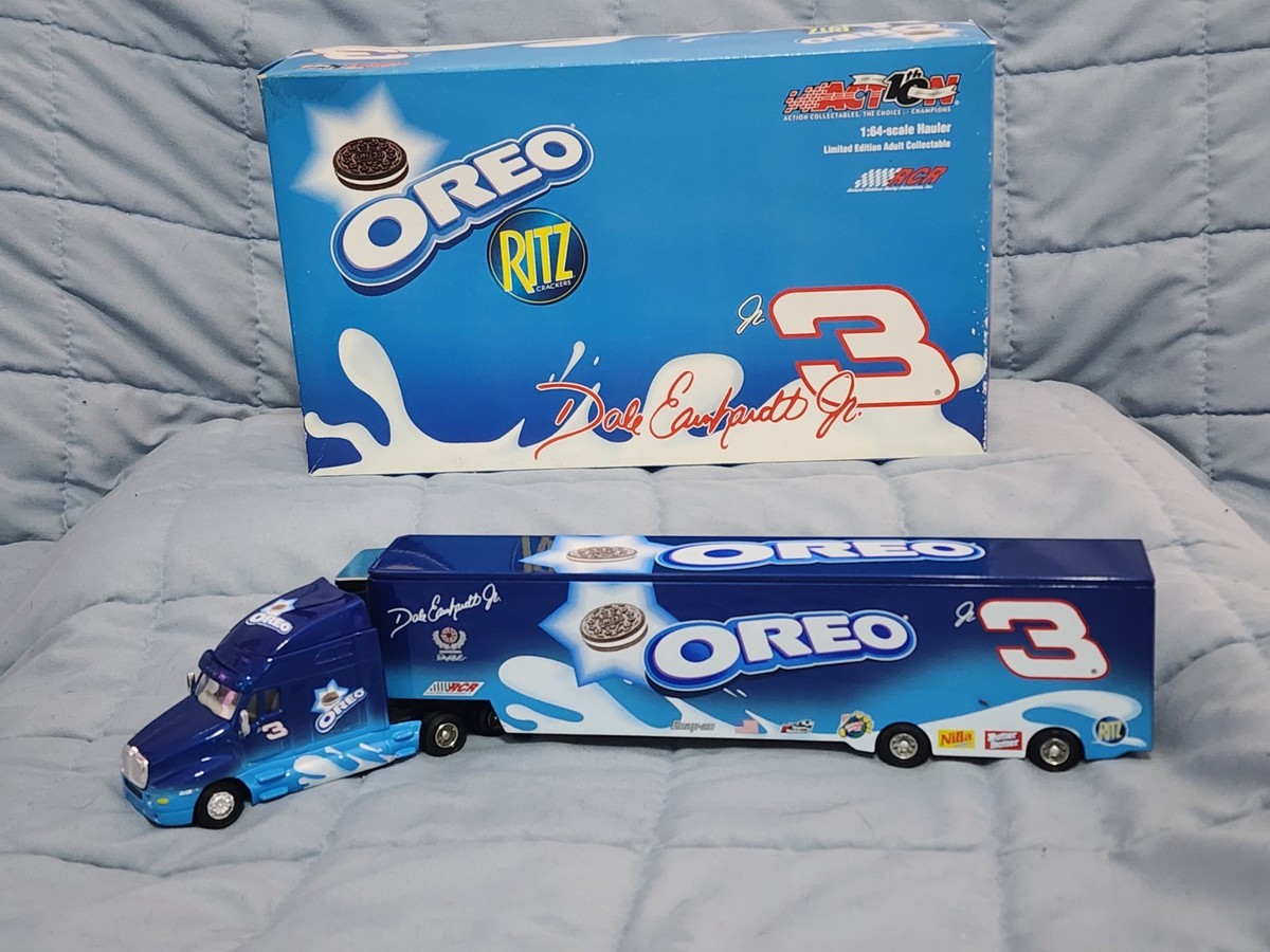 Dale Earnhardt Jr #3 RCR Oreo Ritz 2002 Hauler 1:64 Diecast NASCAR