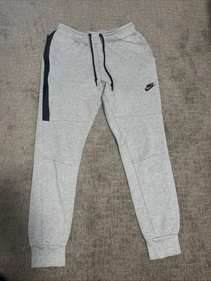 Nike Tech Fleece Joggers size small Heather Grey