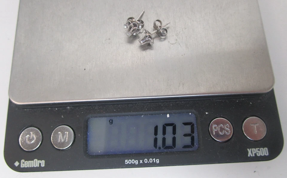 Vintage 14k White Gold Natural Diamond Buttercup Setting Earrings .06ct TW - Image 4 of 4