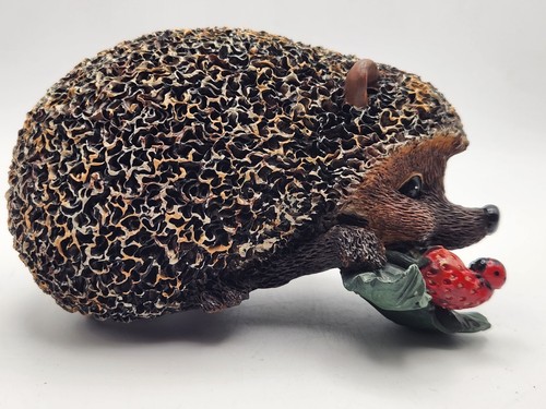 Bramble & Clover Hedgehog With Ladybug Strawberry Self Sitter Figure 1996 - 第 1/16 張圖片