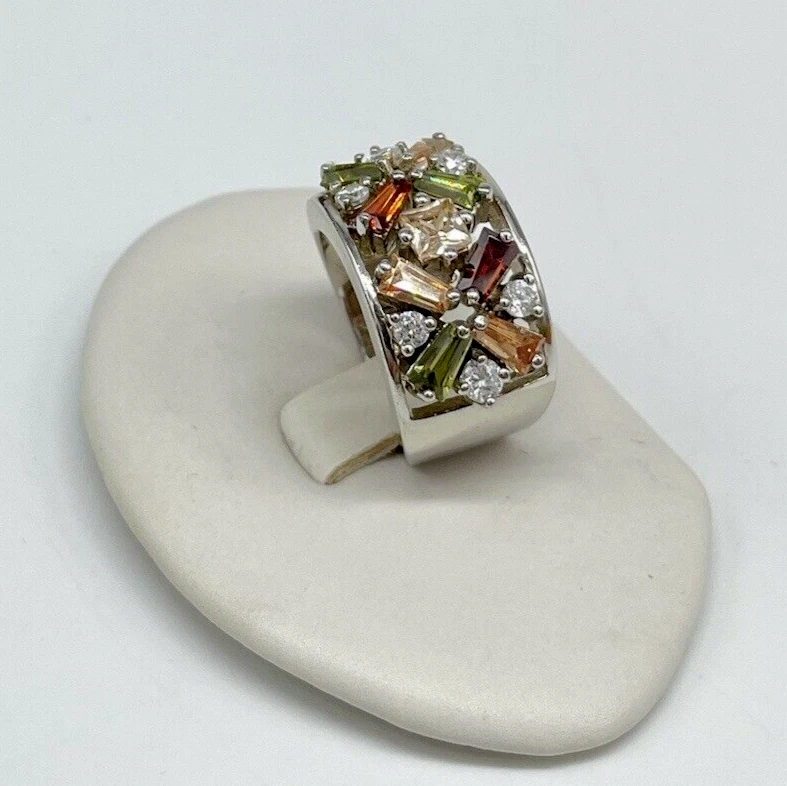 Fantastico Anello donna ricoperto da cristalli multicolor argento 925 Misura 12. - Immagine 3 di 4