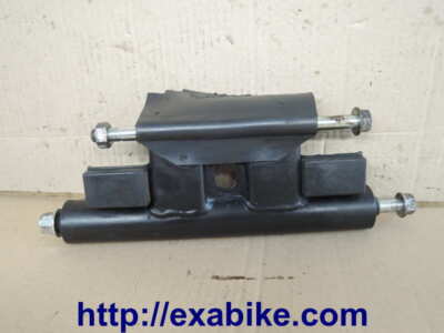 Motorhalter für Suzuki 125 Burgman von 2007 bis 2010