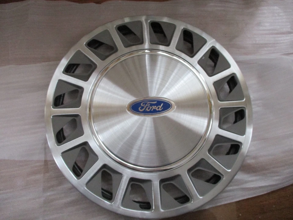 2 cubiertas de rueda tapacubos Ford Tempo 1988-91 E83C-1130-AB OEM 2 NUEVAS Foto 3 de 4