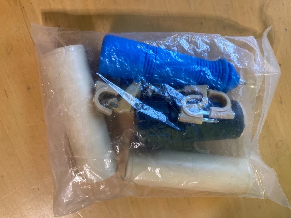 Sistema de enfriamiento por niebla evaporativa DIG Ocean Breeze BC380, 3/8” x 50’ x 10 boquillas Foto 3 de 4