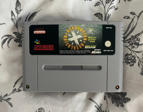 Revolution X Aerosmith Nintendo SNES Game Boxed Great Conditions - Picture 2 of 2