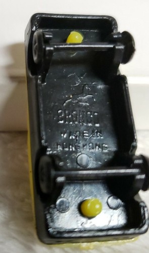 Vtg Plastic Bronco Trucks Vehicles Gumball Vending Machine Charms Toys HongKong - Picture 16 of 17