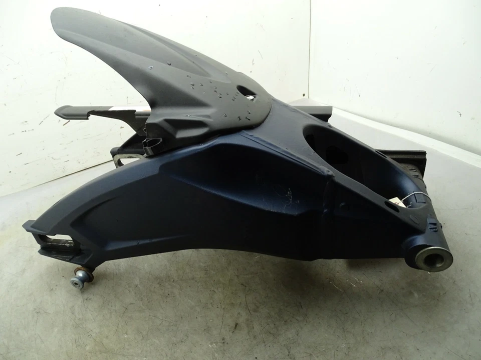 11 SUZUKI GSXR 750 REAR SWINGARM E-2530 Foto 3 de 4