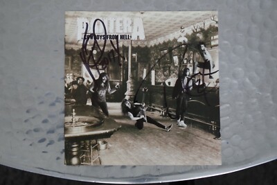 Pantera - Cowboys From Hell (+ Vinnie Paul) signed / autograph / signiert