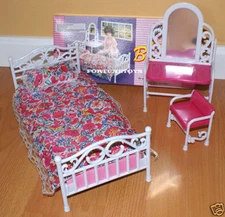 GLORIA DOLLHOUSE FURNITURE BEAUTY BEDROOM W/ Vanity Desk MIRROR PLAYSET