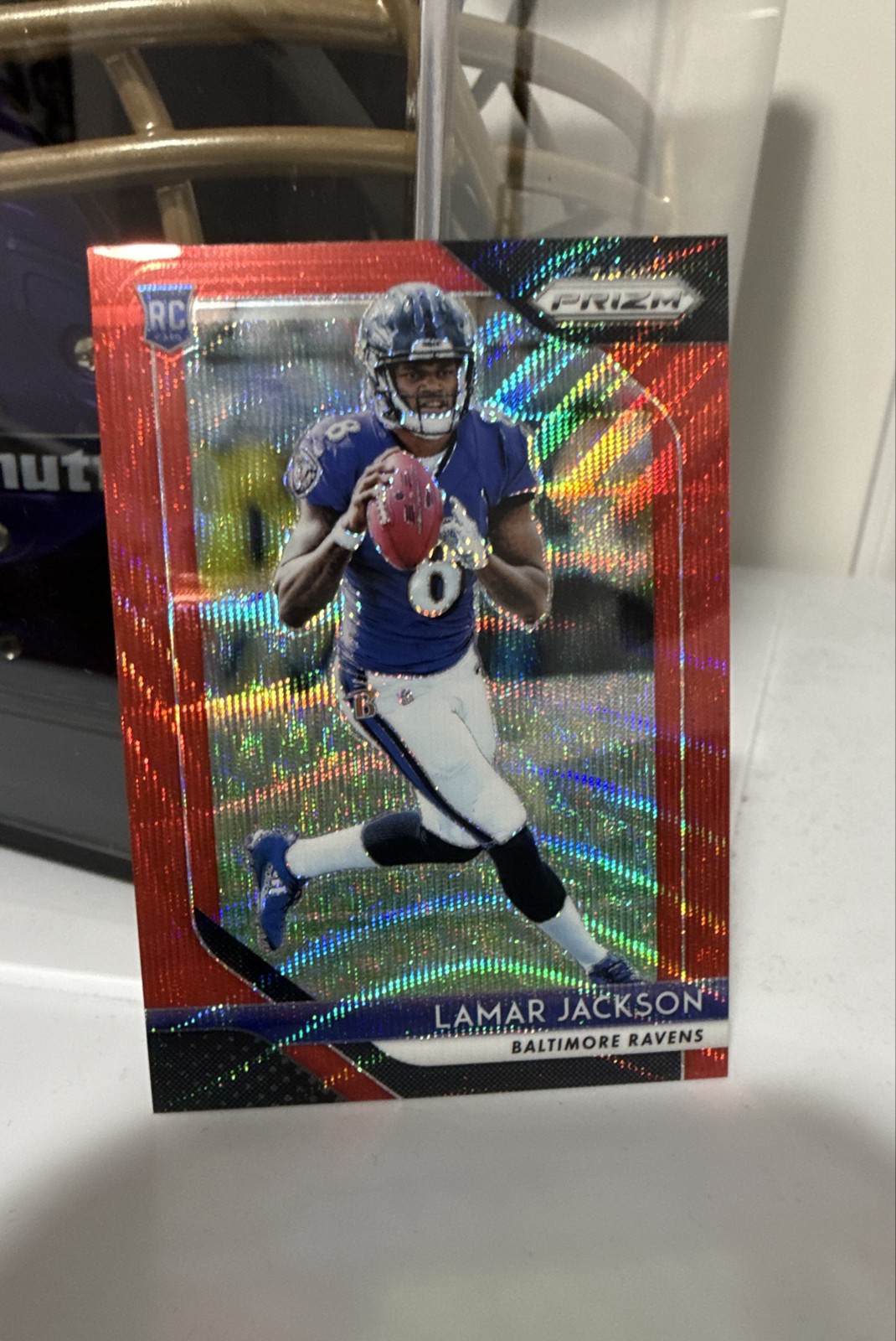 2018 Panini Prizm - Rookie Lamar Jackson #212 Red Wave Prizm /149 (RC)