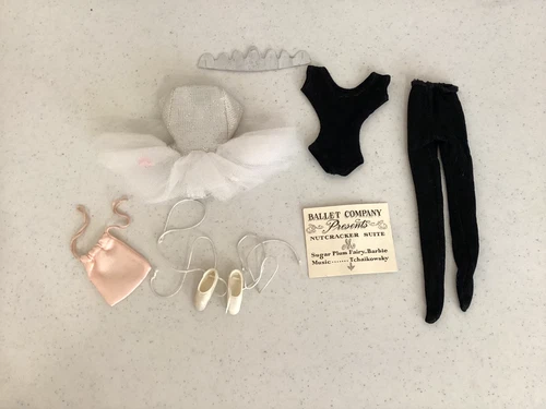 Vintage Barbie Clothes Ballerina w/Accessories # 989