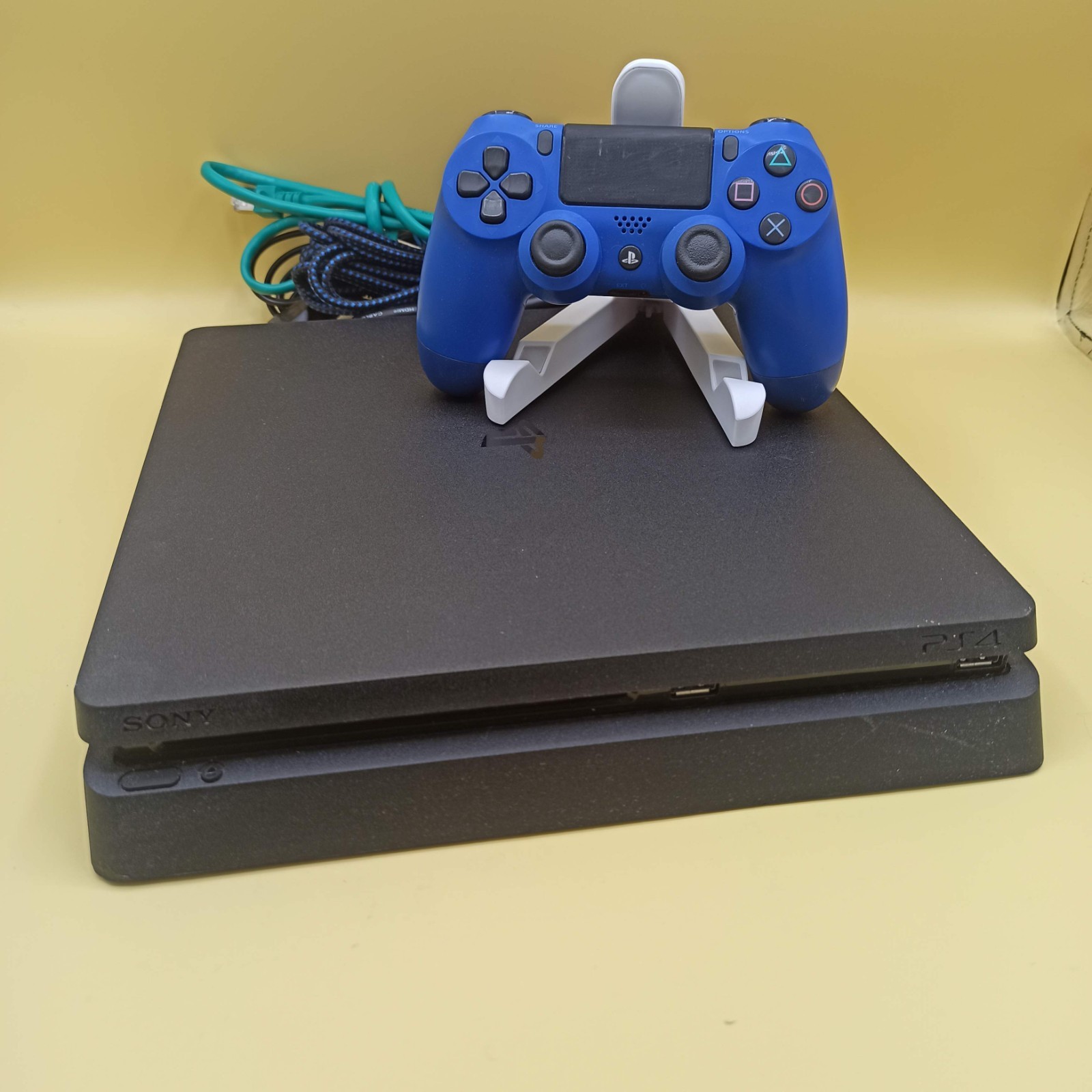 Sony PS4 Slim 1TB FW 10.01  Low Firmware Console Controller Blu CUH-ZCT2E Cavi