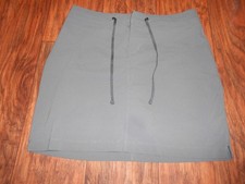 Columbia womens skirt size 6 Gray athletic skort