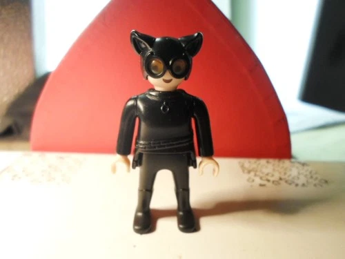 playmobil dc kinder surprise CAT WOMAN