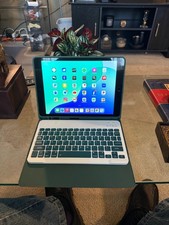 Apple iPad 7th Generation 128 GB, Wi-Fi 4G, 10.2 in - Space Gray