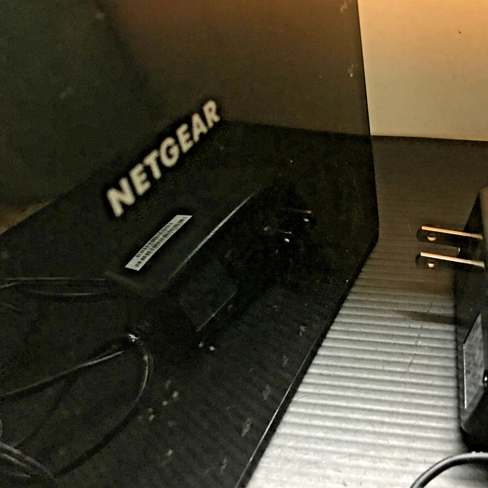 Netgear AC1600 Wifi Cable Modem Router Model: C6250 - Image 2 of 4