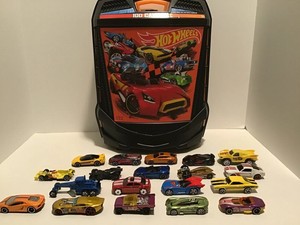 hot wheels 100 cars