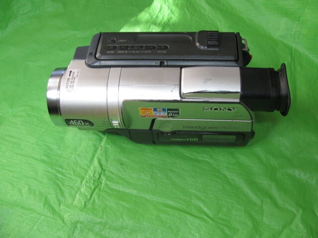 Sony CCD-TRV308 Hi8 Analog Camcorder - Record Transfer Watch