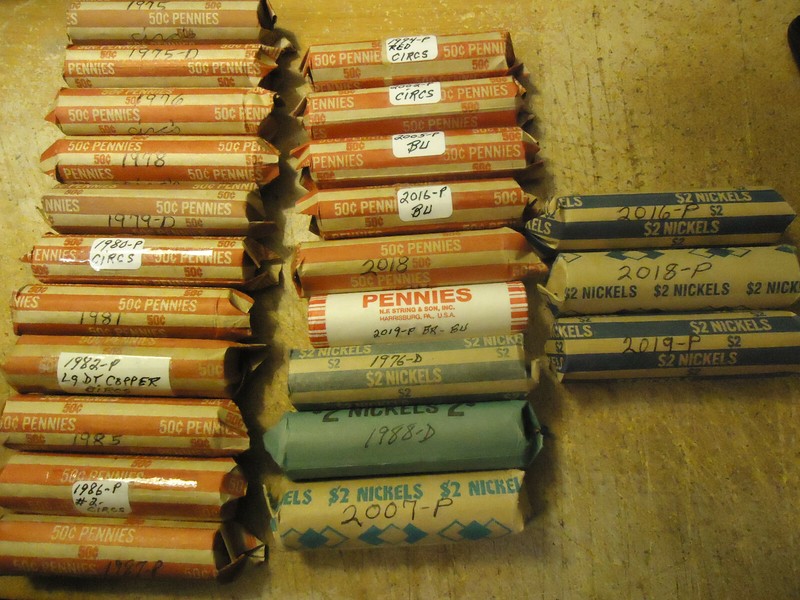 1985 ROLL OF LINCOLN CENTS  -- YOU ARE BIDDING THIS  LISTED ROLL ONLY !