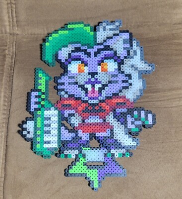 Roxanne Wolf Pearler Figure With Stand