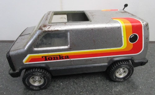 VINTAGE TONKA METALLIC SILVER VAN PRESSED STEEL TOY 8 1/2" LONG STRIPES USA