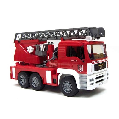 Bruder 1/16 MAN Fire Engine Truck w/water pump 02771