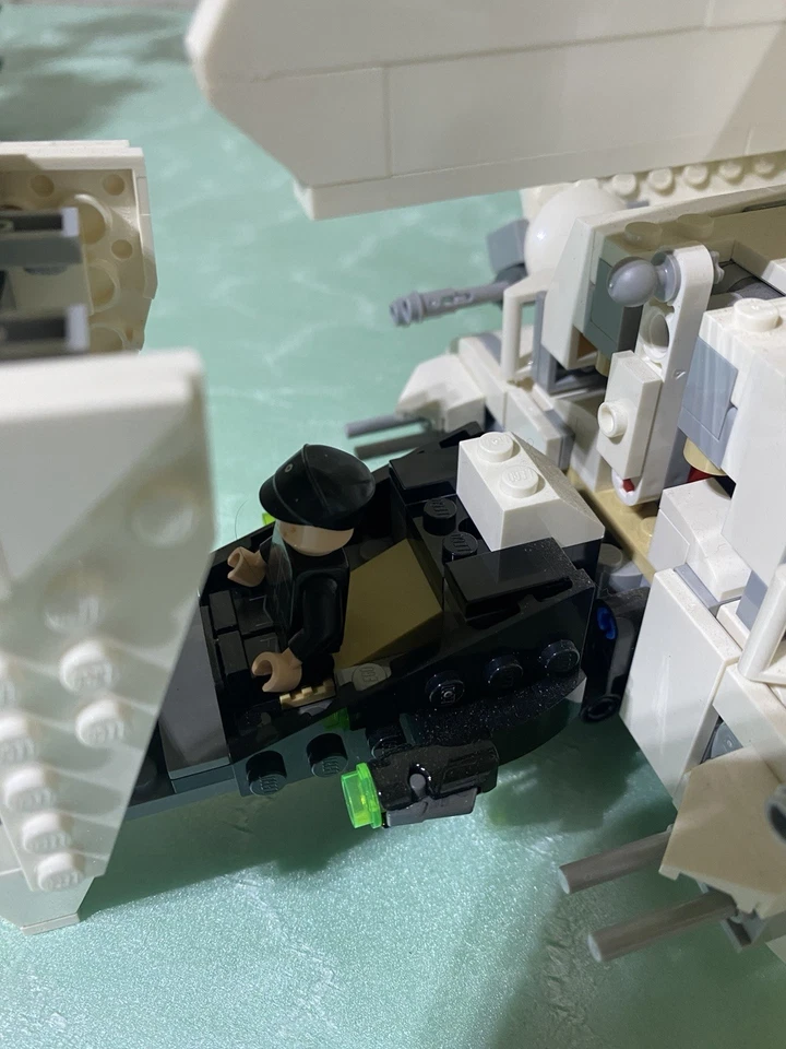 LEGO Star Wars: Imperial Shuttle. Retirado. Raro. Difícil de encontrar. Foto 4 de 4